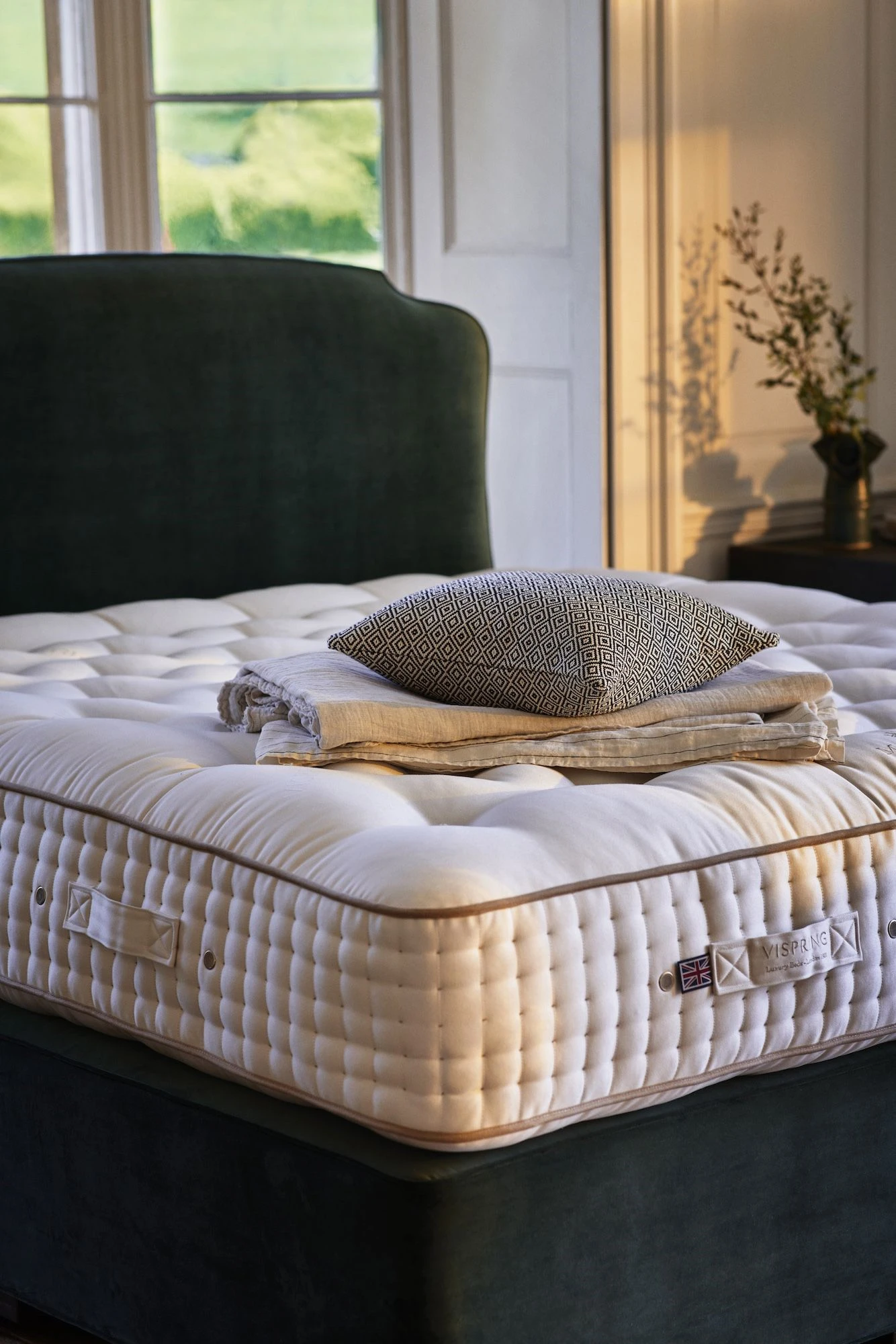 Vispring Magnificence Divan